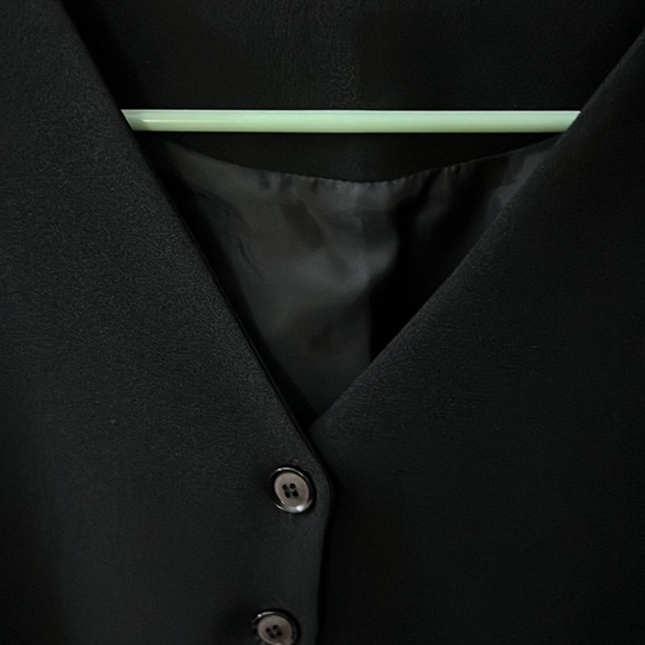 Top - Picture 2 of 4